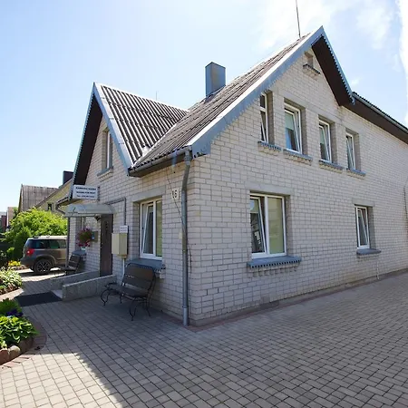 Aurada Guest house *