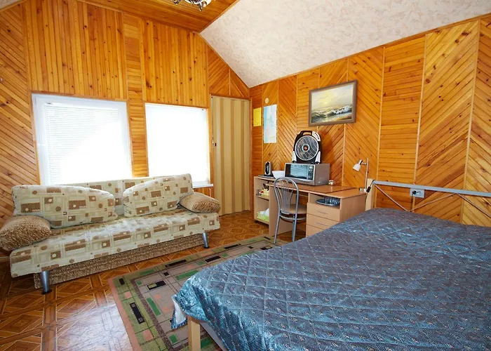 Aurada Πανσιόν *