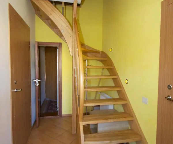 Aurada Πανσιόν *